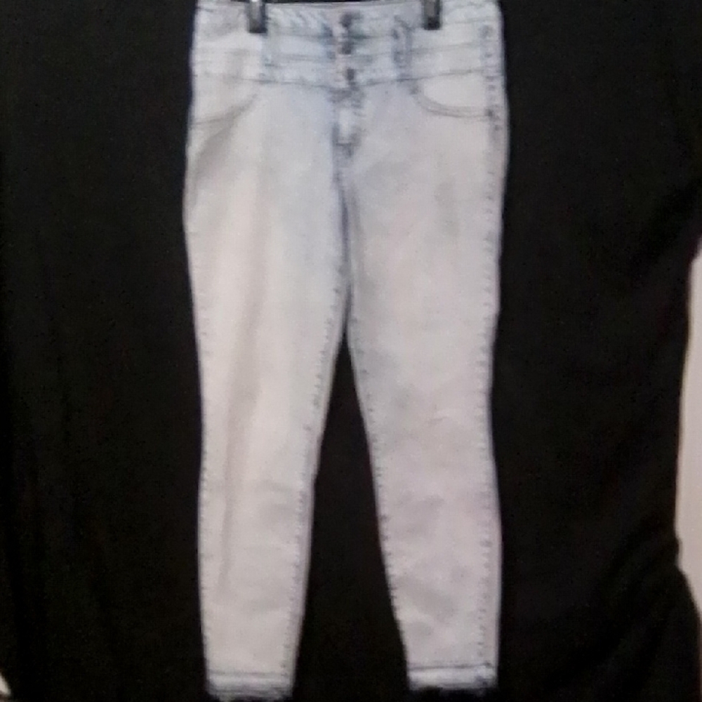 NOR Blue Skinny Jeans with Vintage-Inspired Look